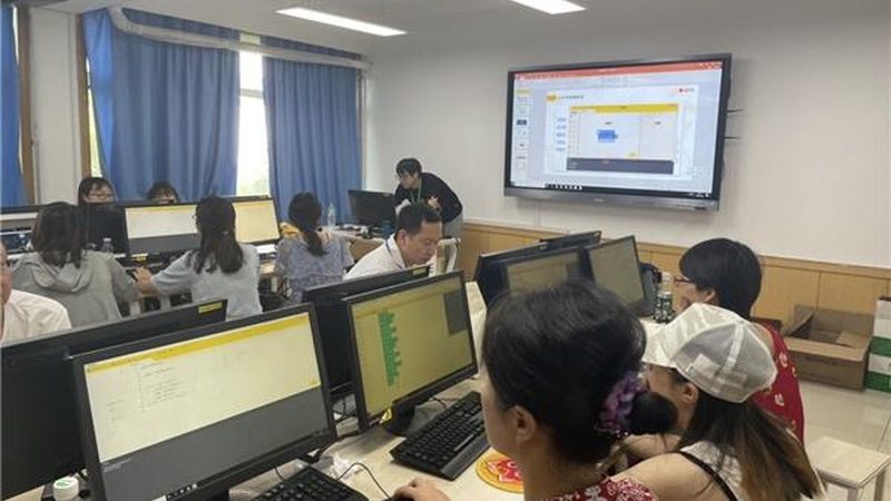 网络课程平台加盟代理：揭秘加盟背后的关键要素